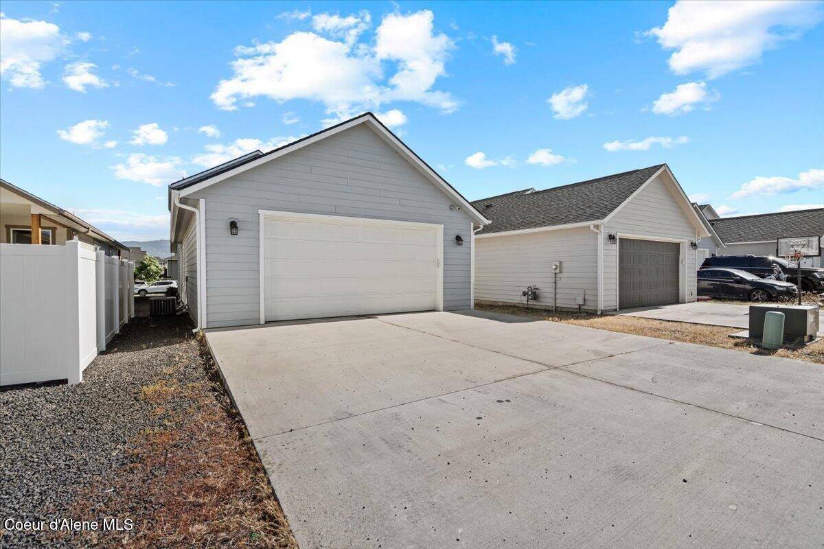 12153 West Moorfield Ave, Post Falls, ID 83854