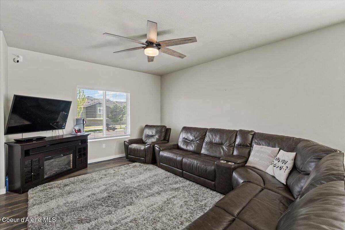 12153 West Moorfield Ave, Post Falls, ID 83854