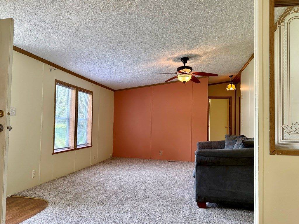 121 Harold Dr, Ashland, OH 44805