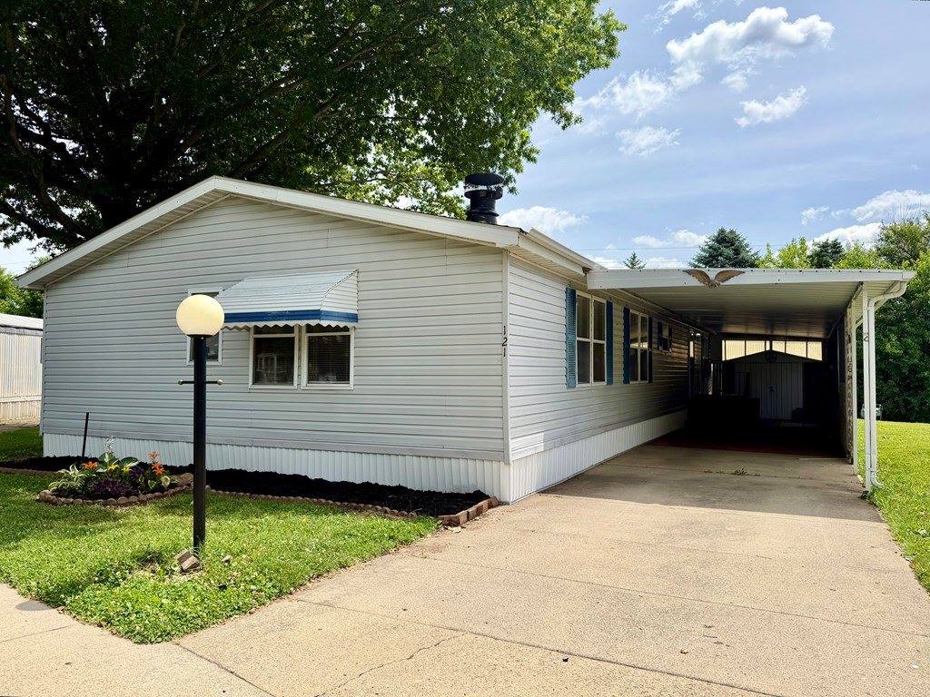 121 Harold Dr, Ashland, OH 44805
