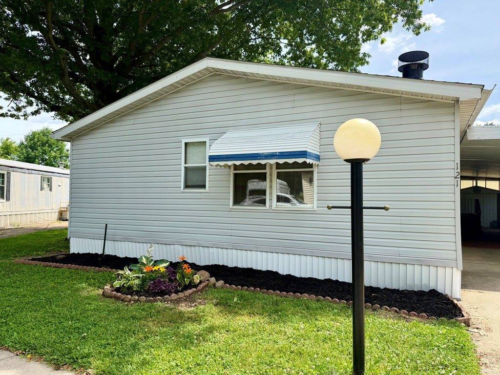 121 Harold Dr, Ashland, OH 44805