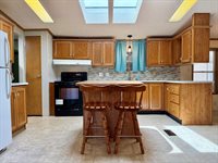 121 Harold Dr, Ashland, OH 44805