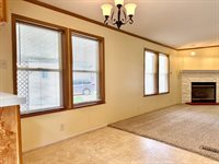 121 Harold Dr, Ashland, OH 44805