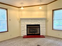 121 Harold Dr, Ashland, OH 44805