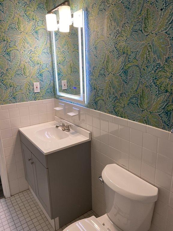 21 Clarks Rd, Amesbury, MA 01913