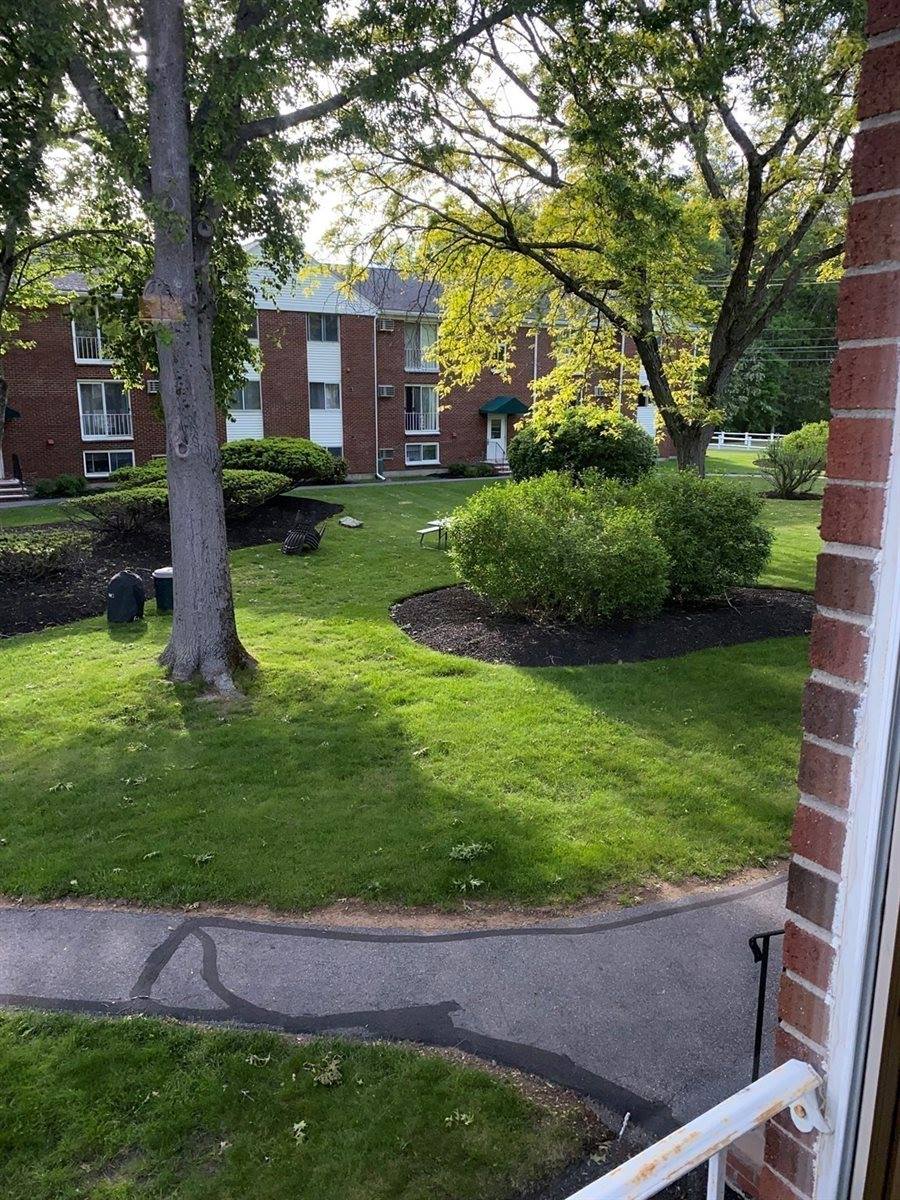 21 Clarks Rd, Amesbury, MA 01913