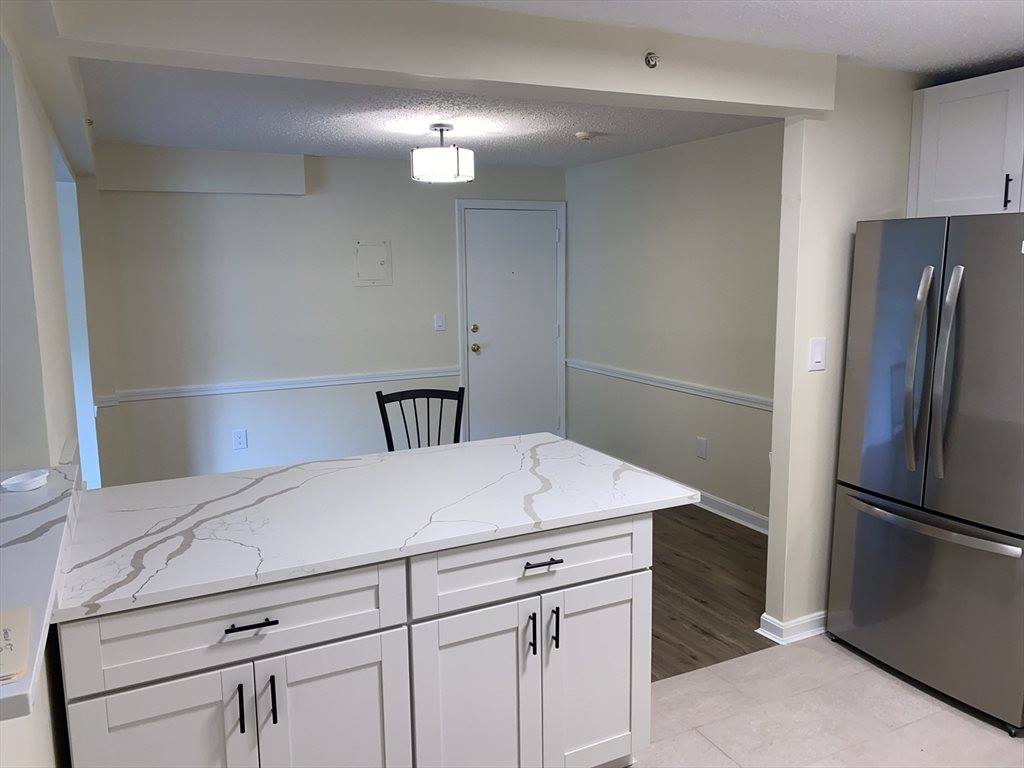 21 Clarks Rd, Amesbury, MA 01913