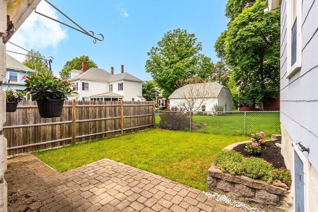 10 Elm Ct, Andover, MA 01810