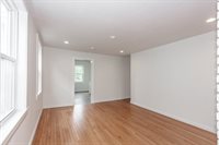 10 Elm Ct, Andover, MA 01810