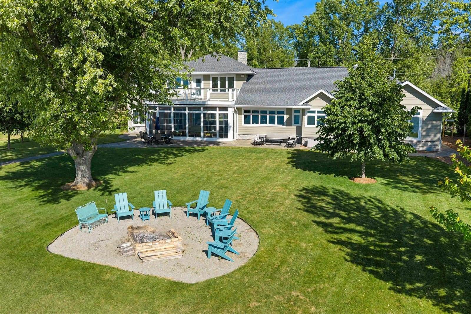 321 Breezy Acres Road, Luxemburg, WI 54217