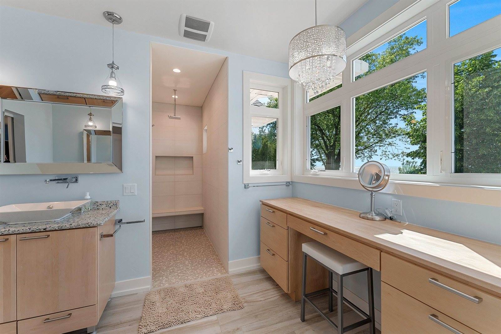 321 Breezy Acres Road, Luxemburg, WI 54217