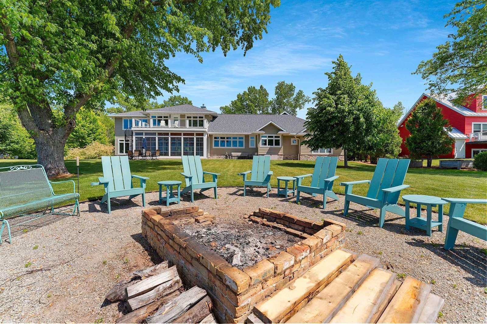 321 Breezy Acres Road, Luxemburg, WI 54217