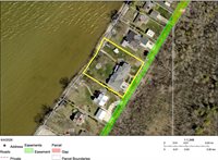 321 Breezy Acres Road, Luxemburg, WI 54217