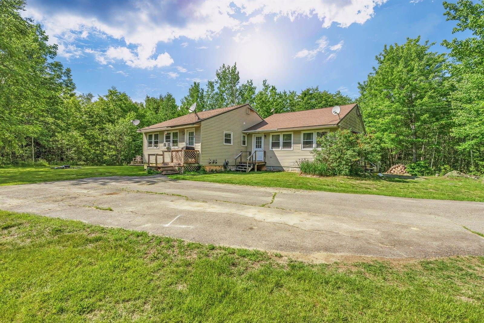 48 Palmer Road, Newport, ME 04953