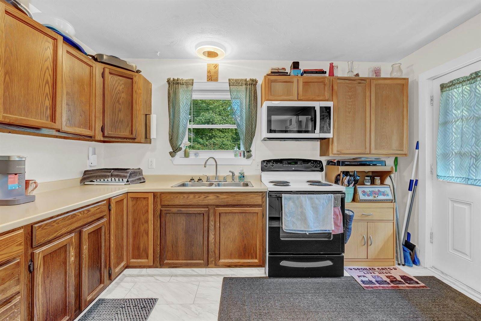 48 Palmer Road, Newport, ME 04953