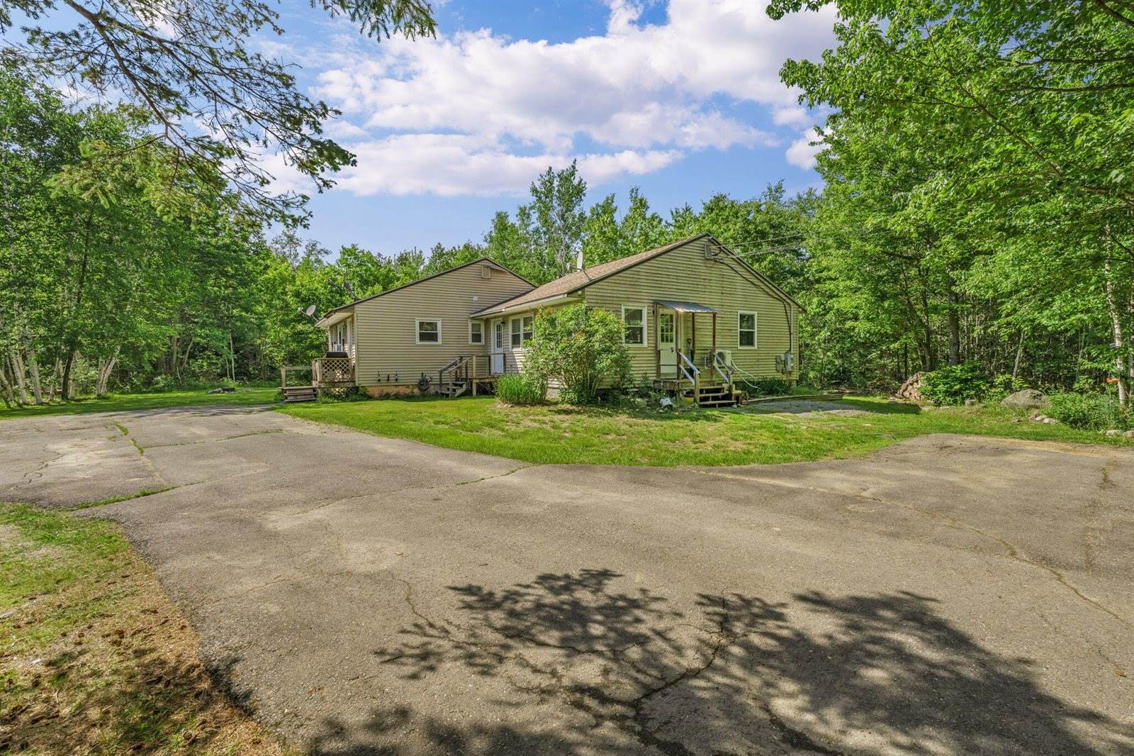 48 Palmer Road, Newport, ME 04953