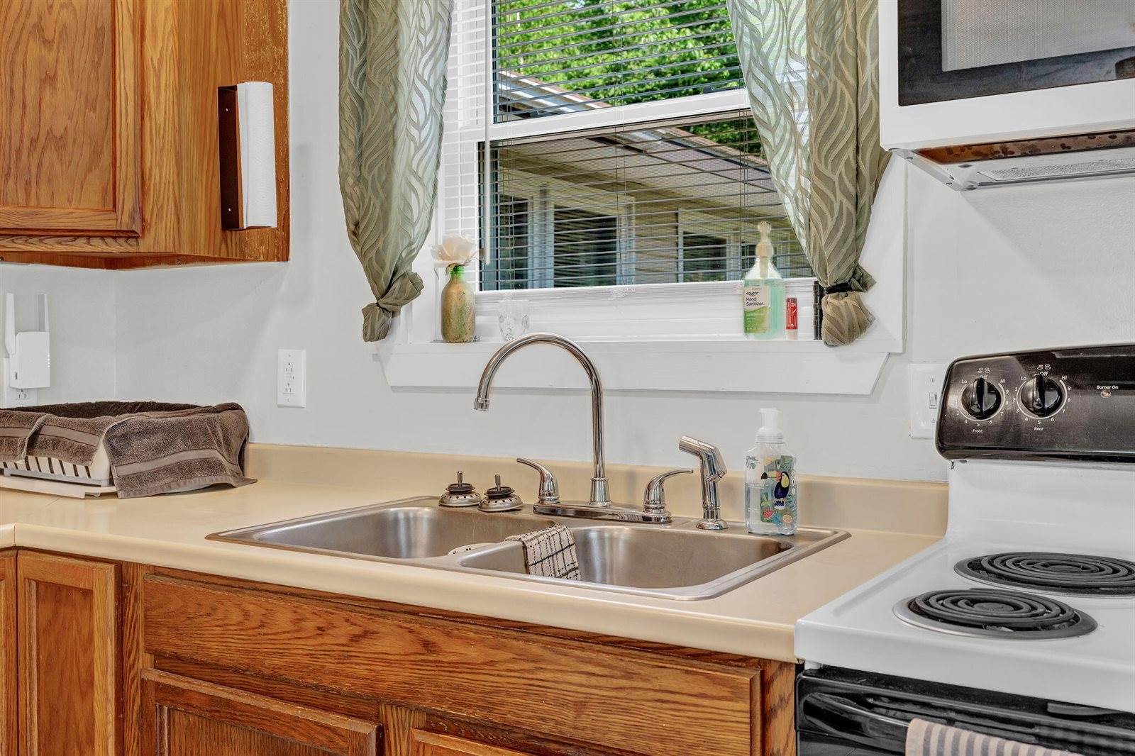48 Palmer Road, Newport, ME 04953