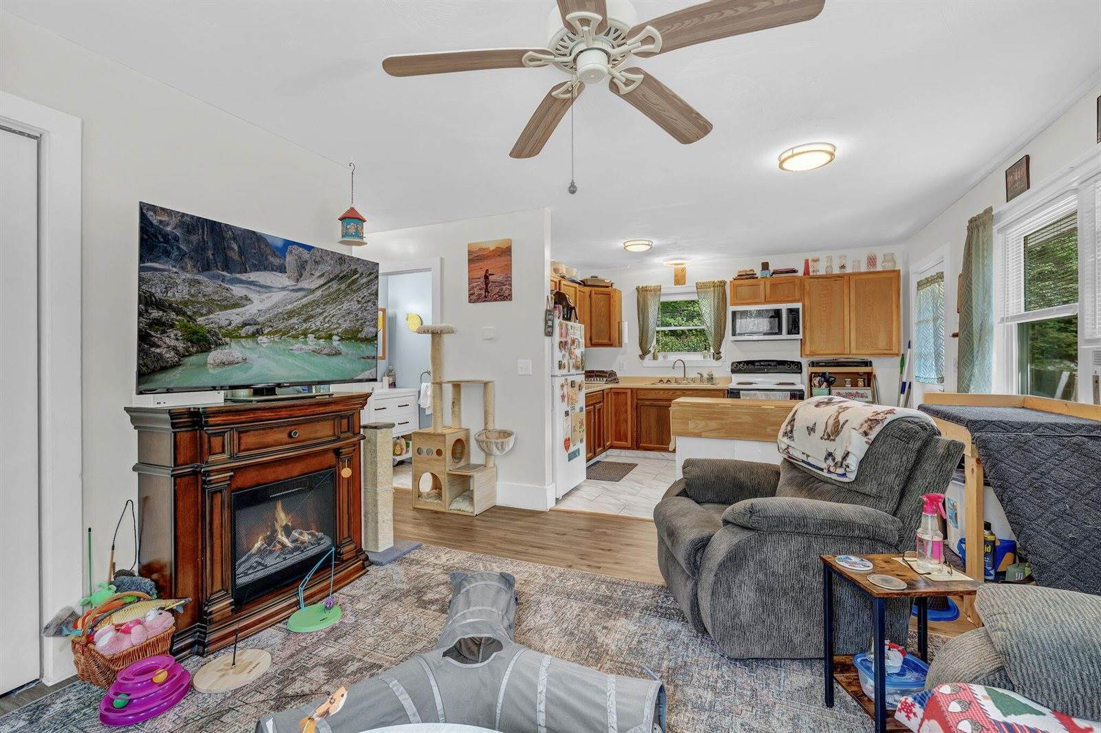 48 Palmer Road, Newport, ME 04953