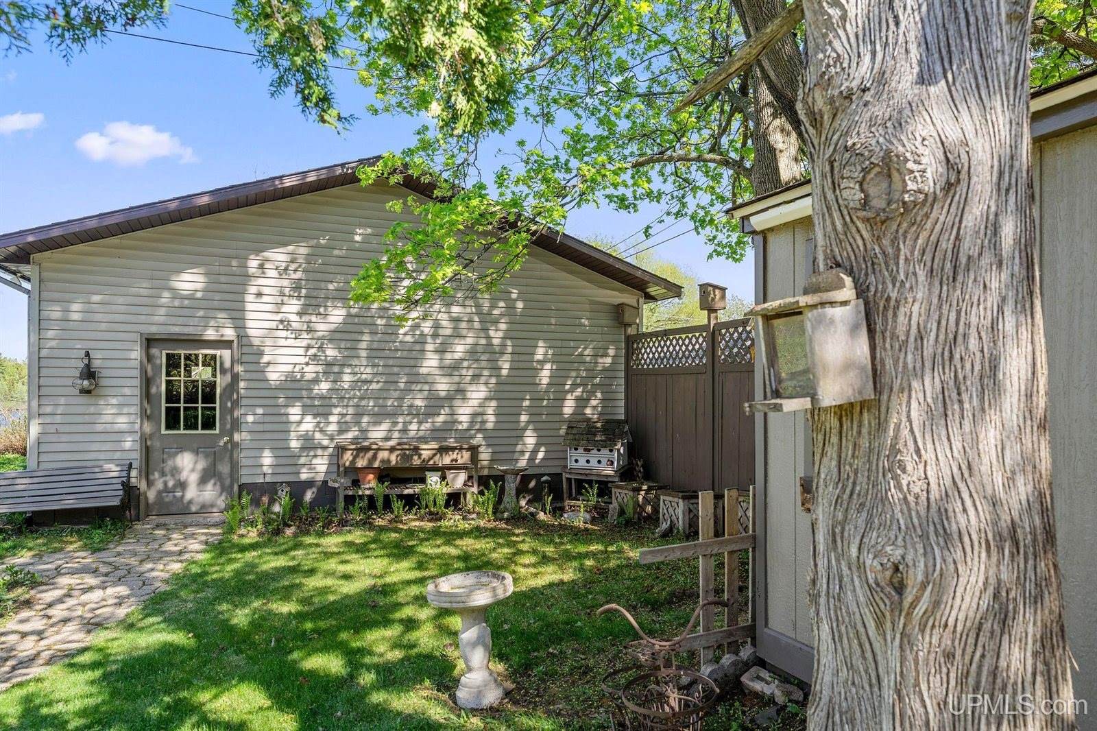 138 Bessemer Street, Ishpeming, MI 49849