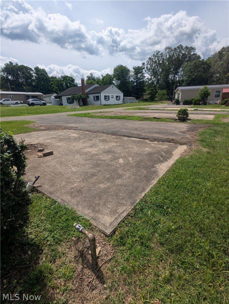 860 Grove Road, Zanesville, OH 43701