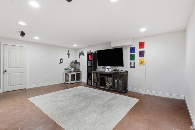 8764 South Pebblecreek Rd, West Jordan, UT 84081
