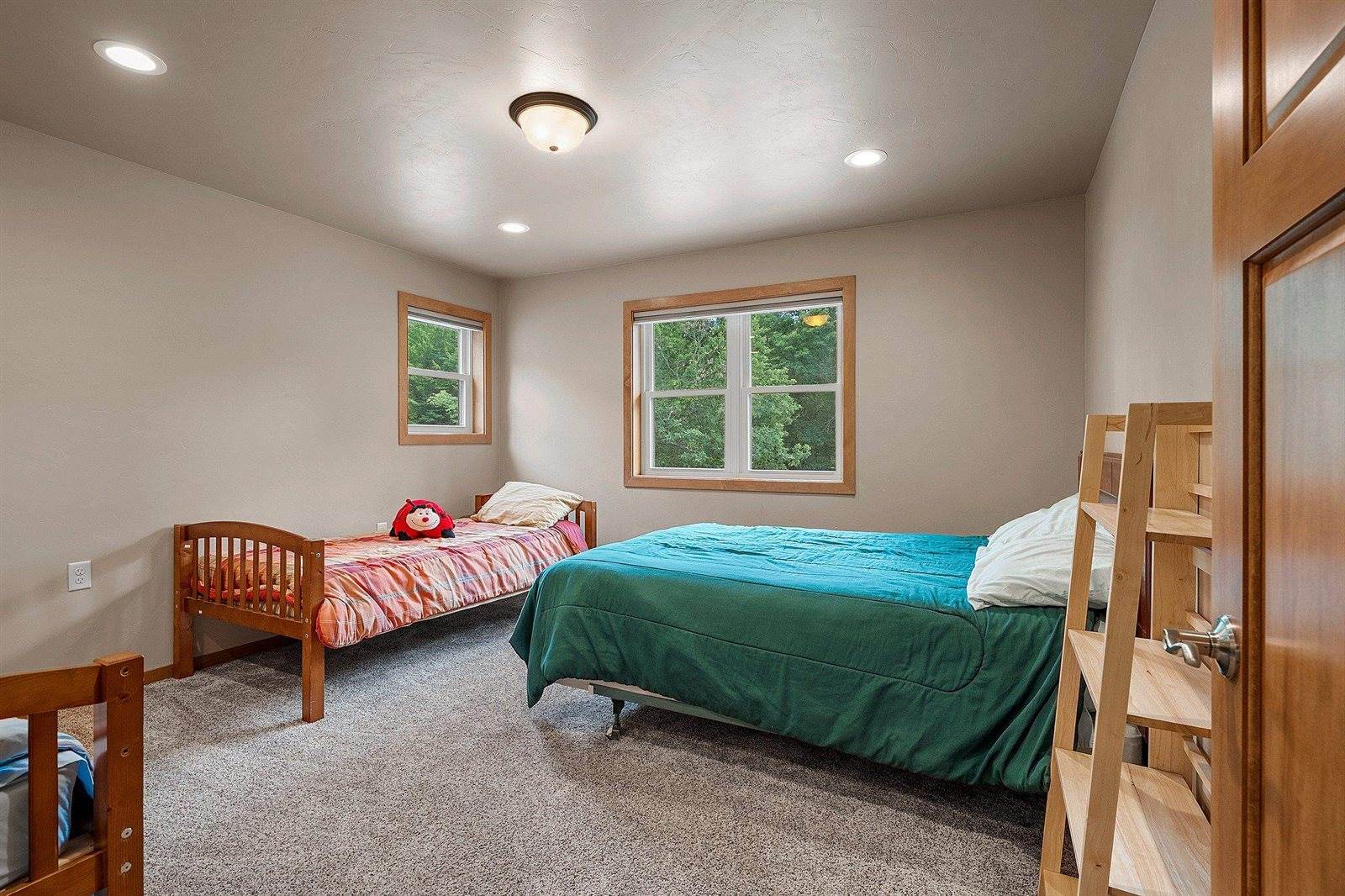 W13337 Ranch Road, Crivitz, WI 54114