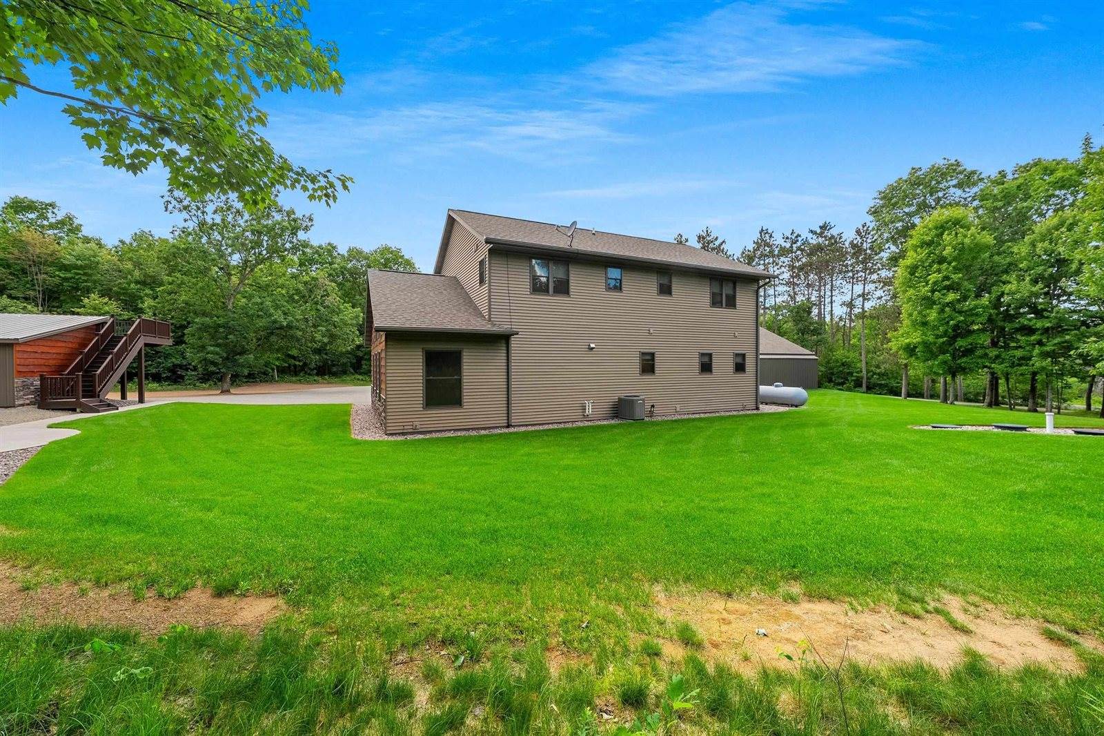 W13337 Ranch Road, Crivitz, WI 54114
