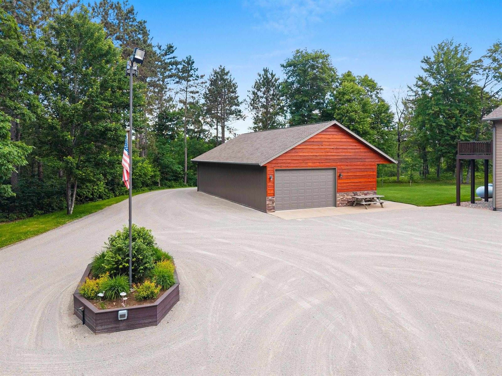 W13337 Ranch Road, Crivitz, WI 54114