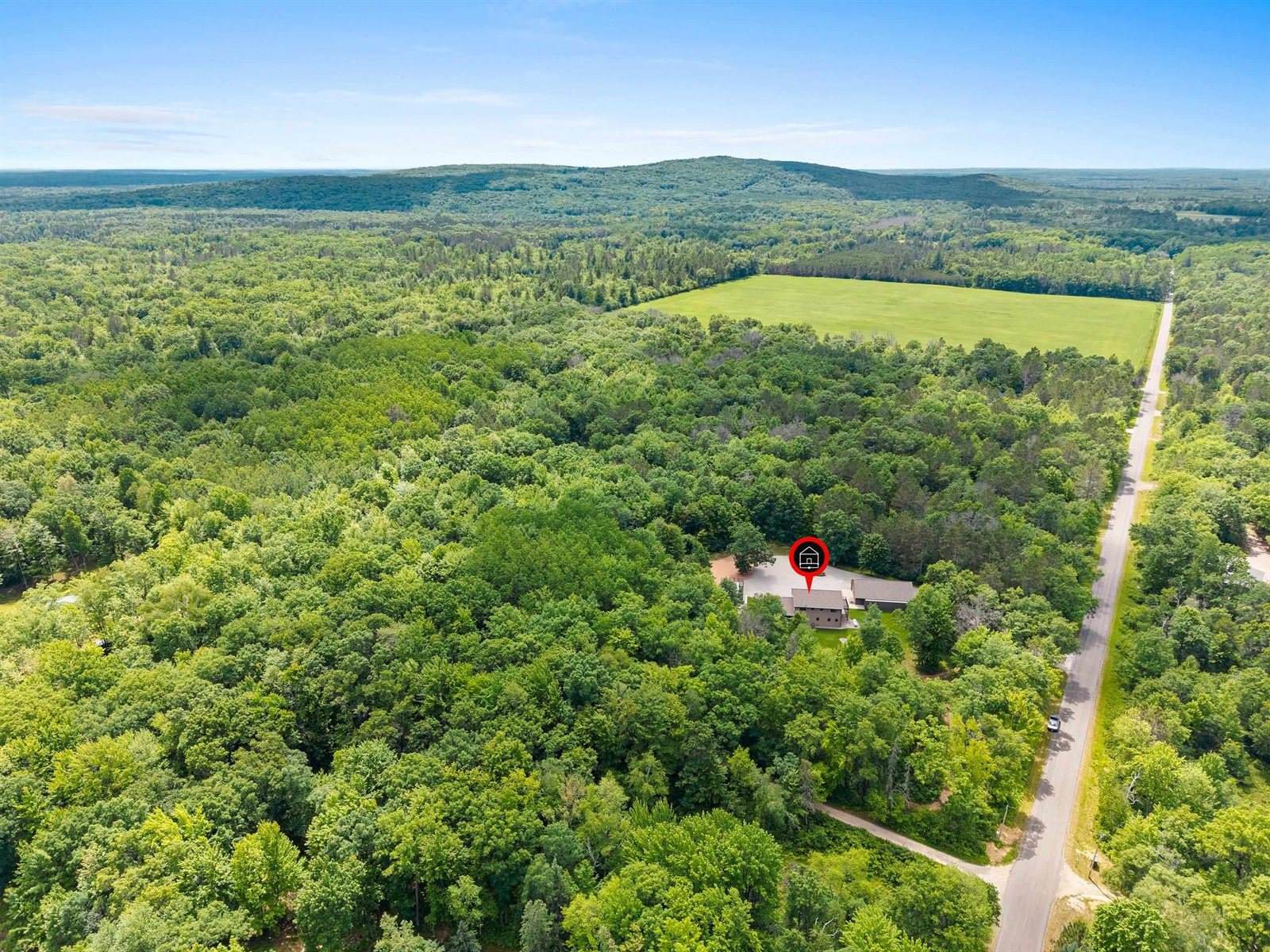 W13337 Ranch Road, Crivitz, WI 54114