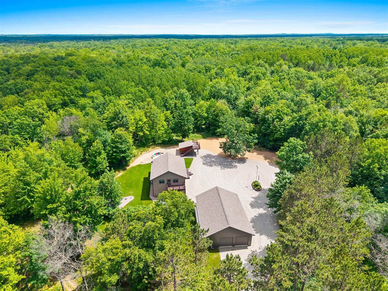 W13337 Ranch Road, Crivitz, WI 54114