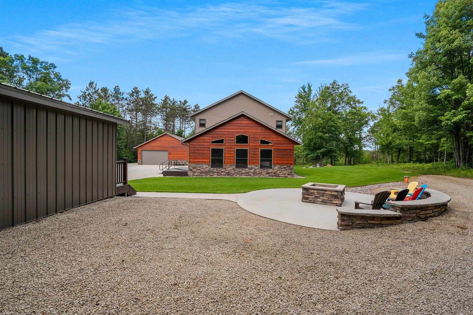 W13337 Ranch Road, Crivitz, WI 54114
