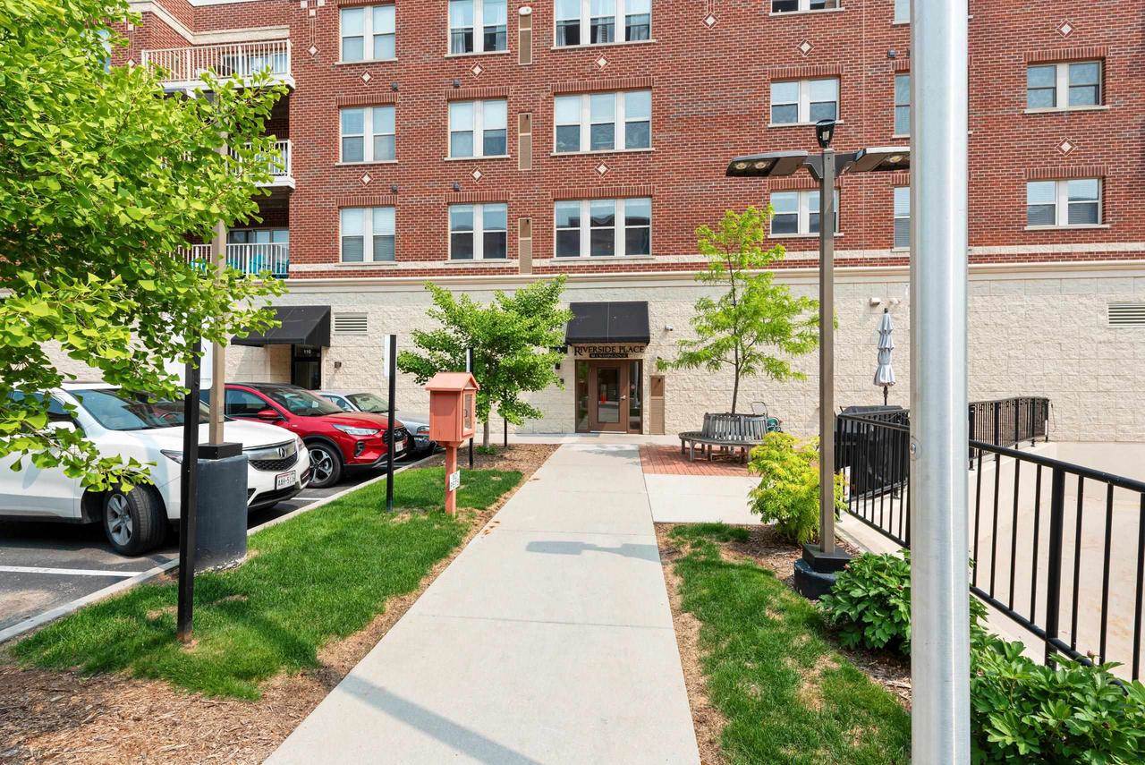 118 S Washington Street #231a, Green Bay, WI 54301