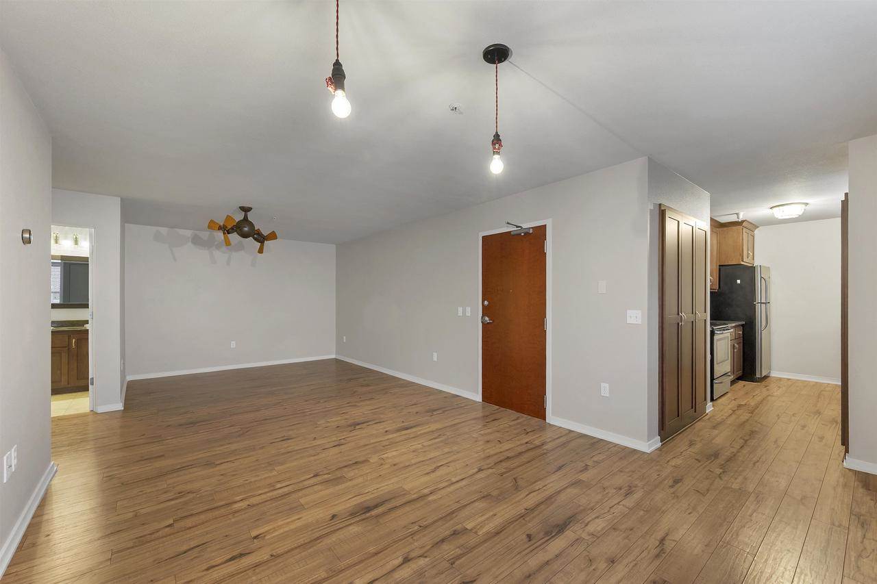 118 S Washington Street #231a, Green Bay, WI 54301