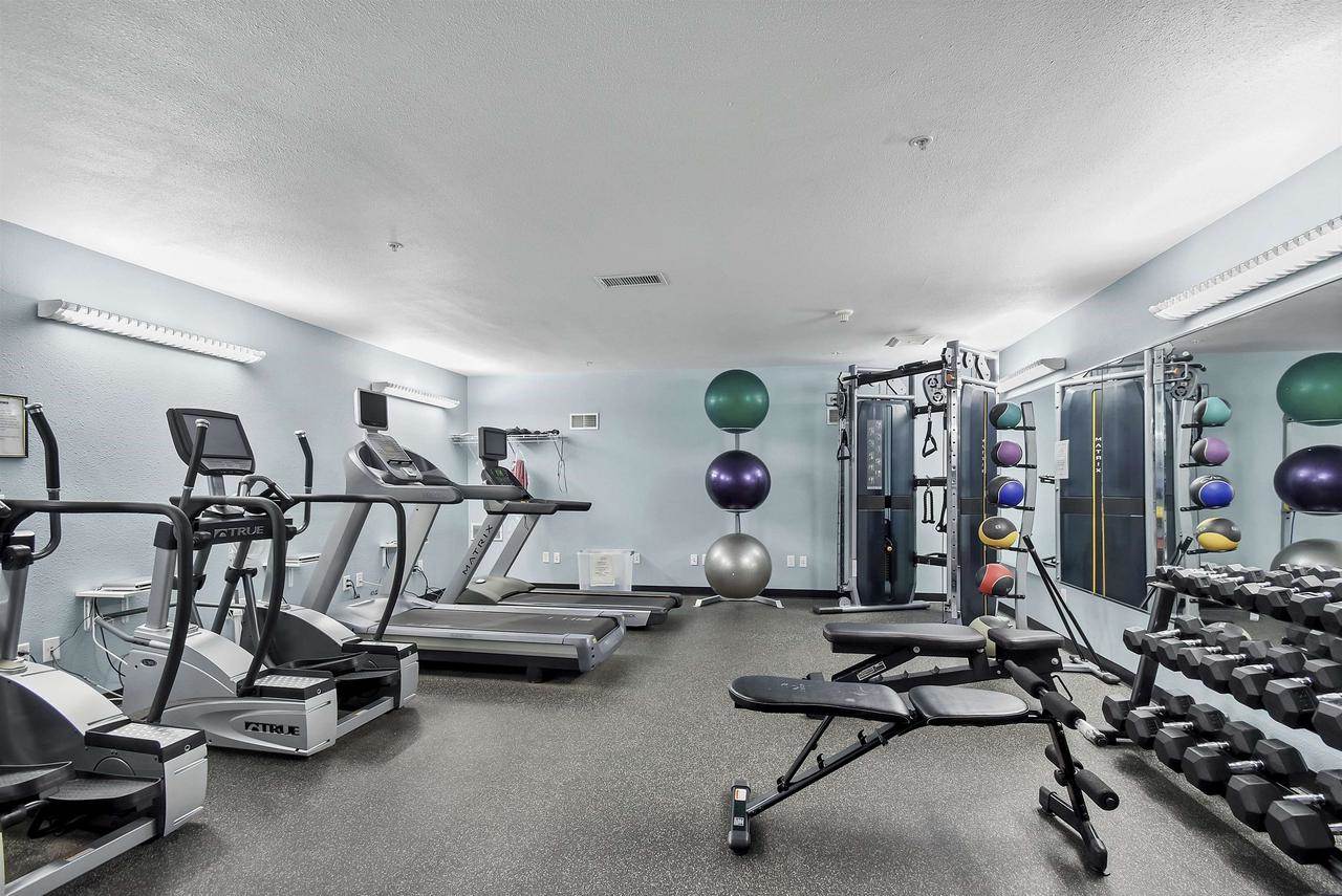 118 S Washington Street #231a, Green Bay, WI 54301