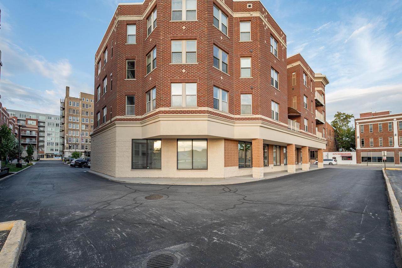 118 S Washington Street #231a, Green Bay, WI 54301