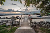 118 S Washington Street #231a, Green Bay, WI 54301
