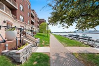 118 S Washington Street #231a, Green Bay, WI 54301