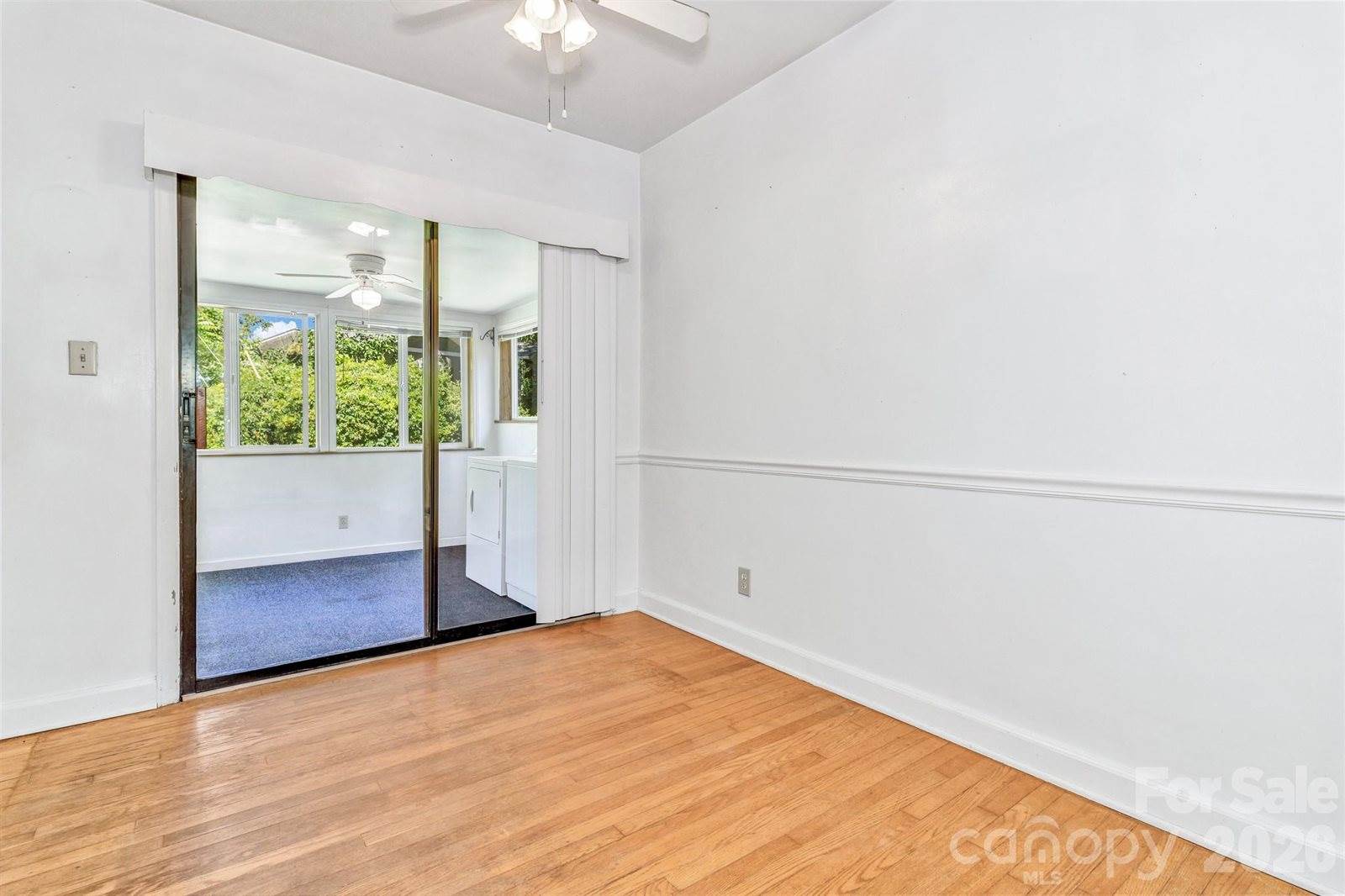 907 West Blue Ridge Road, East Flat Rock, NC 28726
