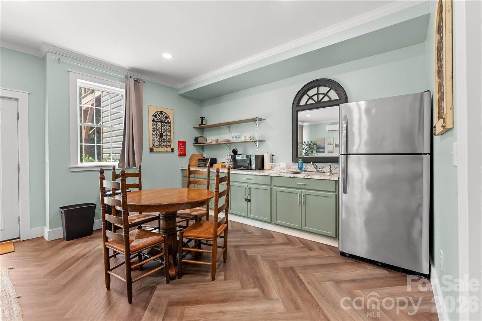 341 Pearson Drive, Asheville, NC 28801