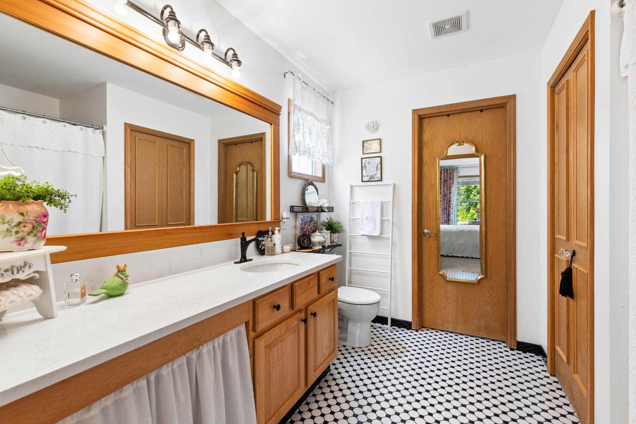 2947 McNeil St., DuPont, WA 98327