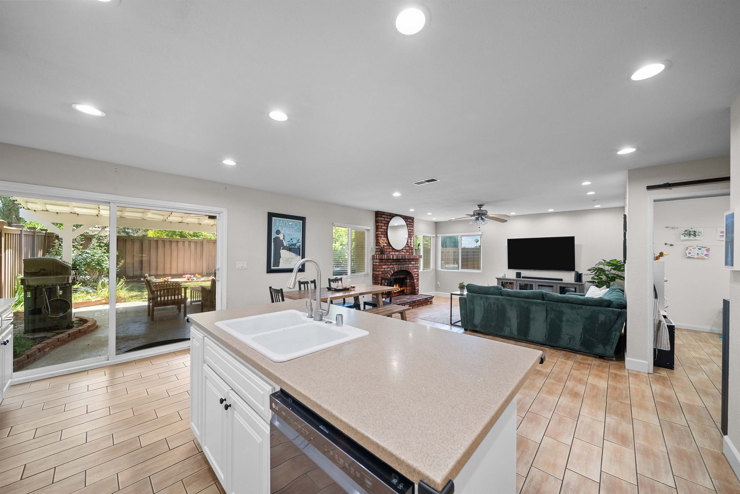 16710 Highfalls Street, Canyon Country, CA 91387
