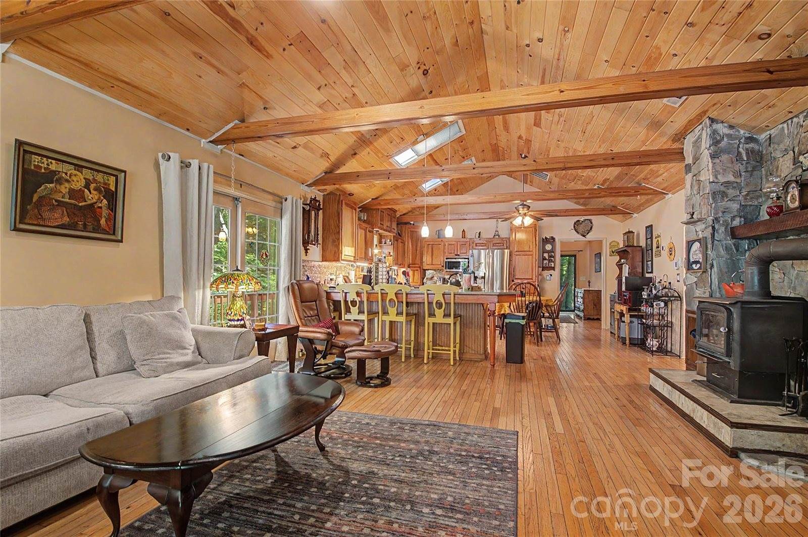 76 Winsome Trail, Hendersonville, NC 28739