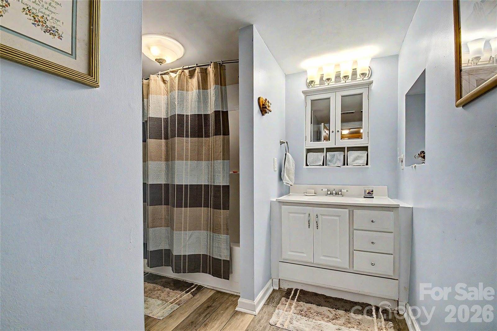 76 Winsome Trail, Hendersonville, NC 28739