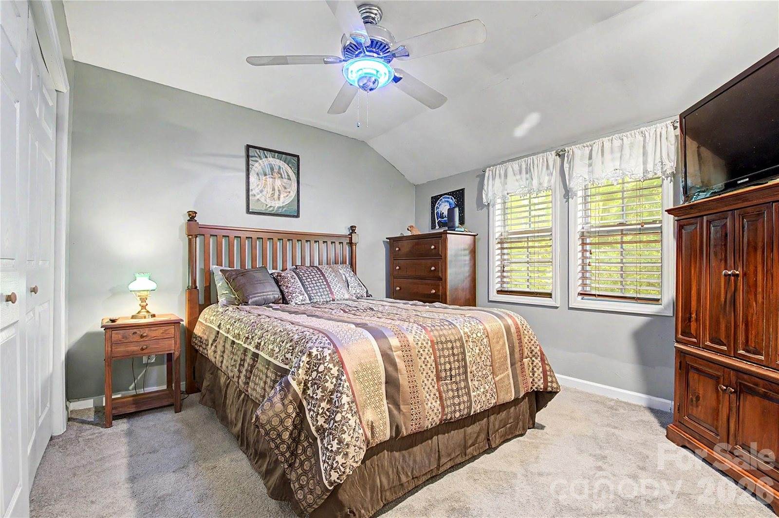 76 Winsome Trail, Hendersonville, NC 28739