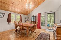 76 Winsome Trail, Hendersonville, NC 28739