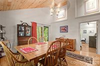 76 Winsome Trail, Hendersonville, NC 28739