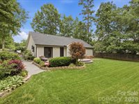 1102 Slate Ridge Road, Matthews, NC 28104