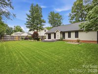 1102 Slate Ridge Road, Matthews, NC 28104