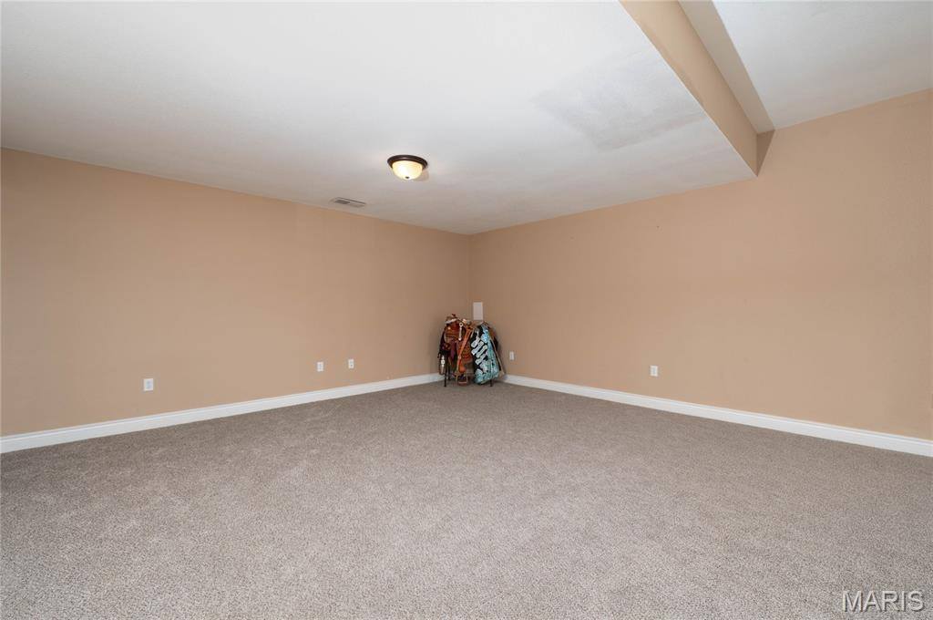 19388 Ladera Road, Waynesville, MO 65583