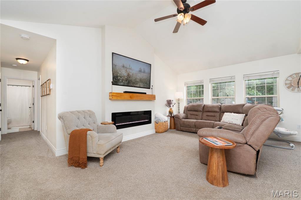 19388 Ladera Road, Waynesville, MO 65583